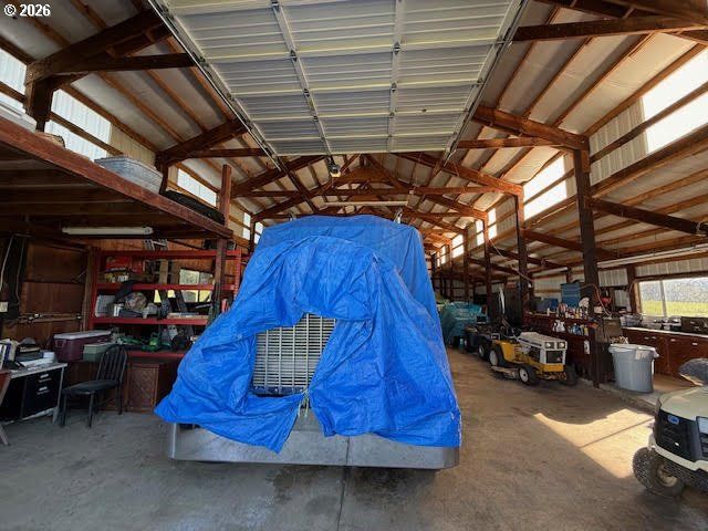 221 FOSTER Ln, Roseburg, OR 97470