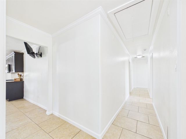 531 Oakdale Street, Shoreacres, TX 77571