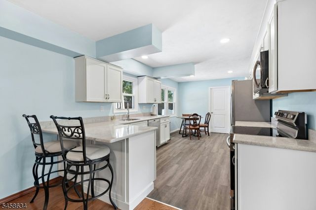 14 Tunnell Rd, Franklin Twp., NJ 08873