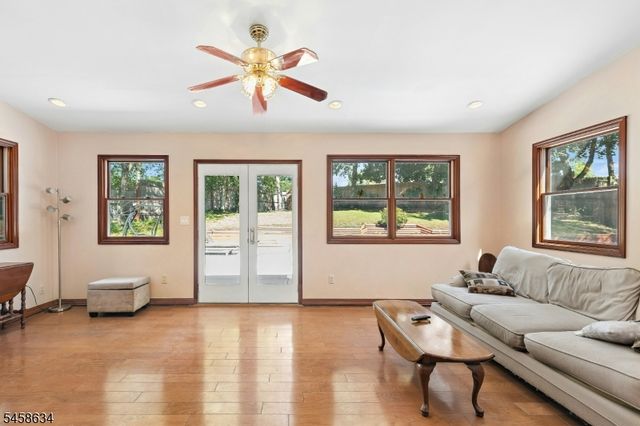 14 Tunnell Rd, Franklin Twp., NJ 08873