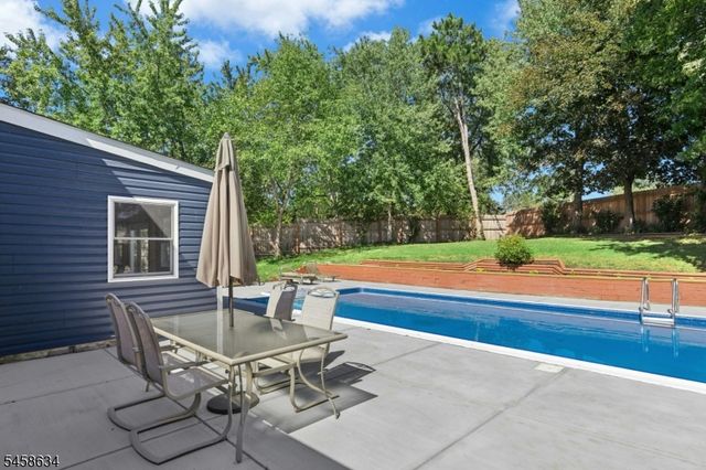 14 Tunnell Rd, Franklin Twp., NJ 08873
