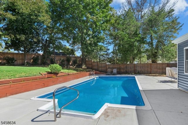 14 Tunnell Rd, Franklin Twp., NJ 08873