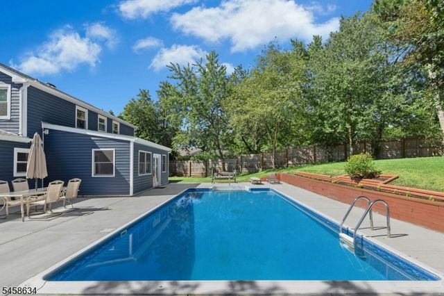 14 Tunnell Rd, Franklin Twp., NJ 08873