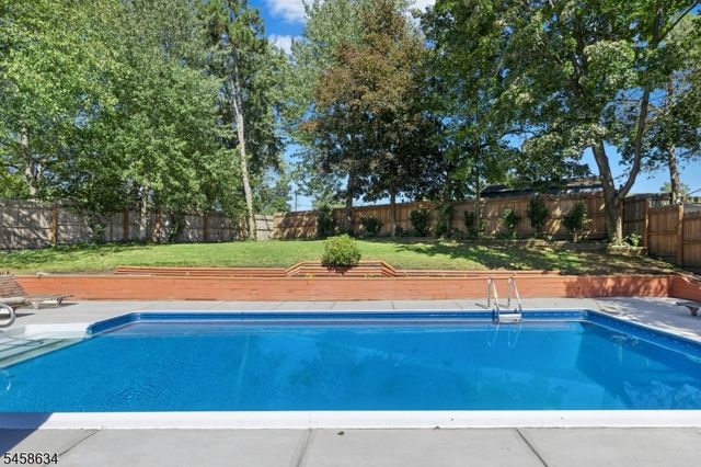 14 Tunnell Rd, Franklin Twp., NJ 08873