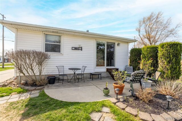 185 Dean Road, Cheektowaga, NY 14043