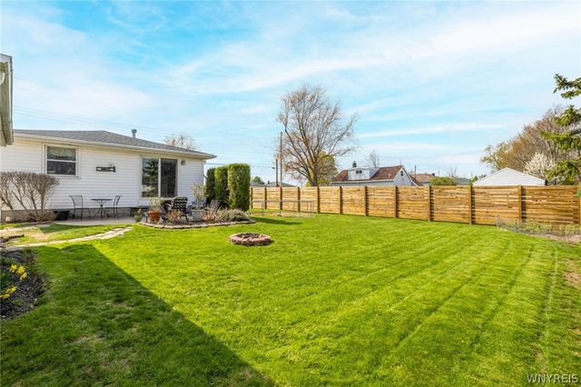 185 Dean Road, Cheektowaga, NY 14043