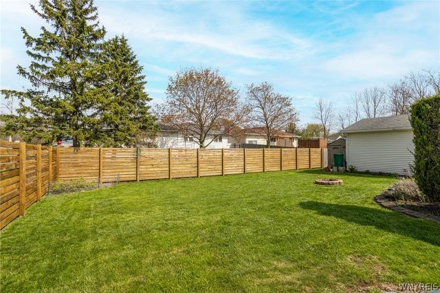 185 Dean Road, Cheektowaga, NY 14043