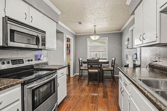 8553 James Court, White Settlement, TX 76108