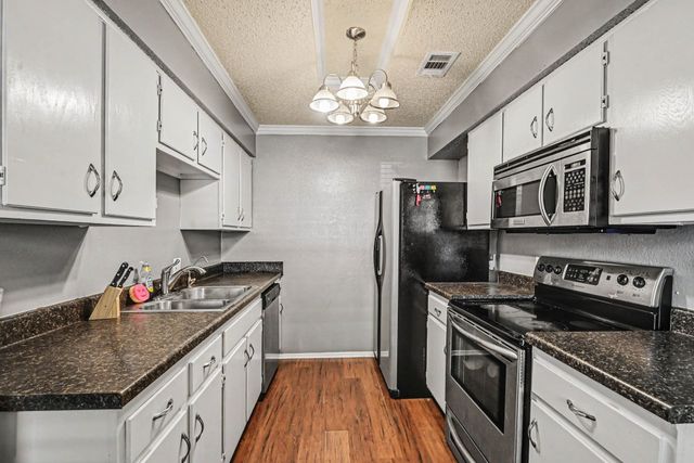 8553 James Court, White Settlement, TX 76108