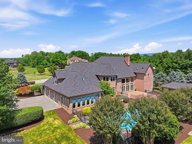 9706 REDAMAR DR, Hagerstown, MD 21740