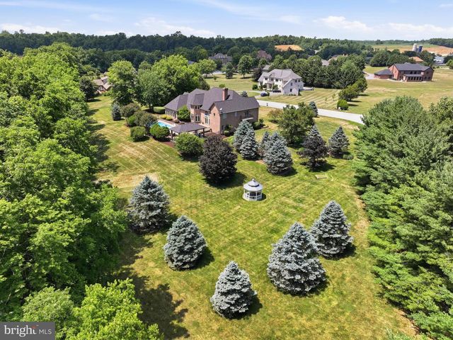 9706 REDAMAR DR, Hagerstown, MD 21740