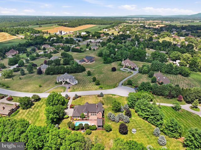9706 REDAMAR DR, Hagerstown, MD 21740