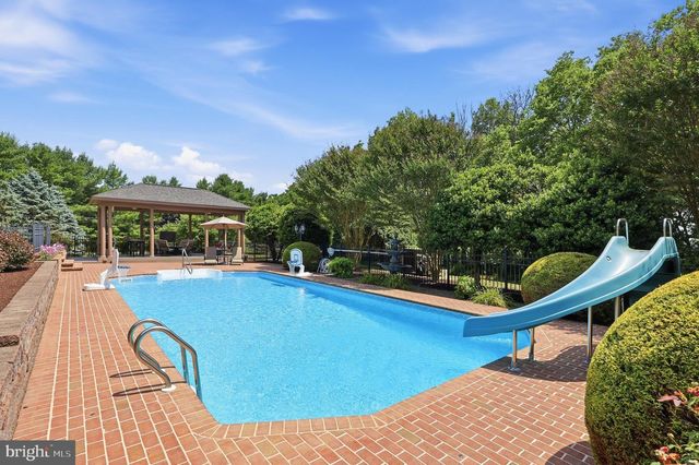 9706 REDAMAR DR, Hagerstown, MD 21740