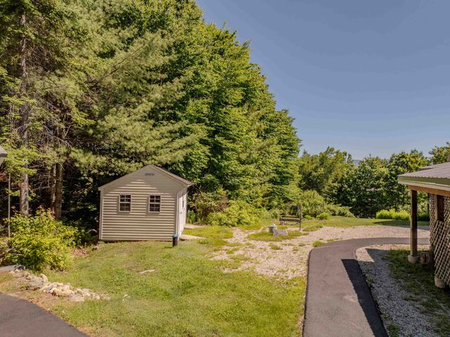 11 Loft Circle, Campton, NH 03223