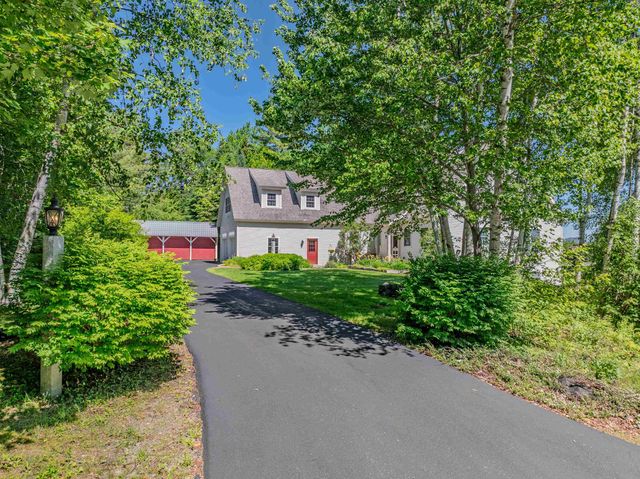 11 Loft Circle, Campton, NH 03223