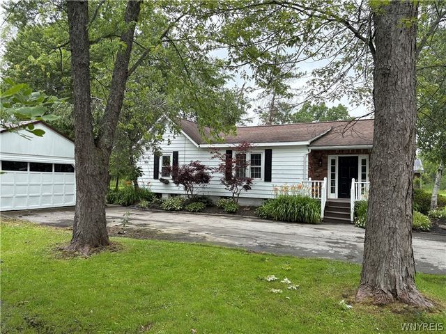 2310 Bowen Road, Elma, NY 14059