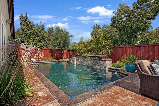 1241 Meredith Way, Folsom, CA 95630