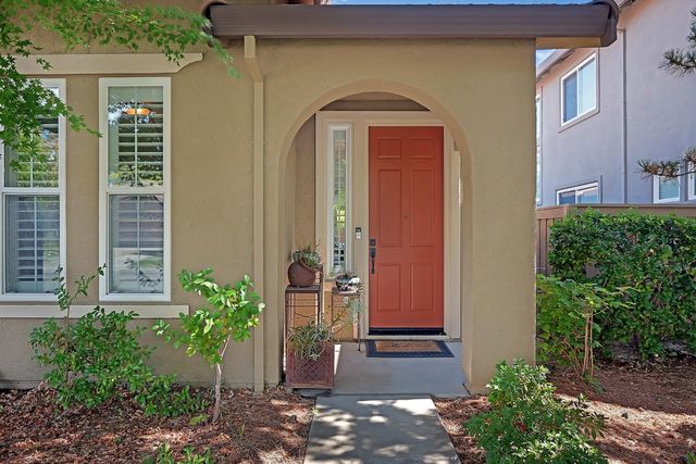 1241 Meredith Way, Folsom, CA 95630