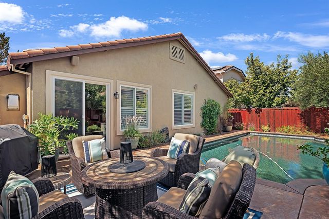 1241 Meredith Way, Folsom, CA 95630
