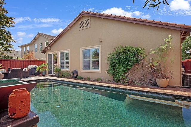 1241 Meredith Way, Folsom, CA 95630