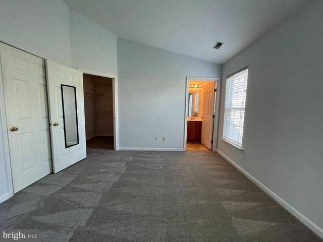 7016 MANAHOAC PL, Gainesville, VA 20155