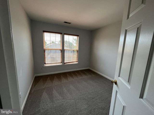 7016 MANAHOAC PL, Gainesville, VA 20155