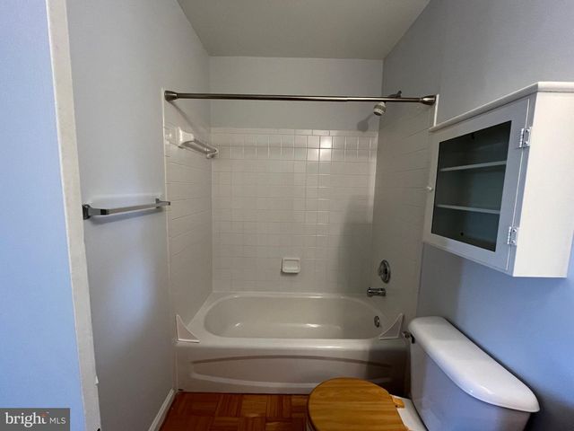 7016 MANAHOAC PL, Gainesville, VA 20155