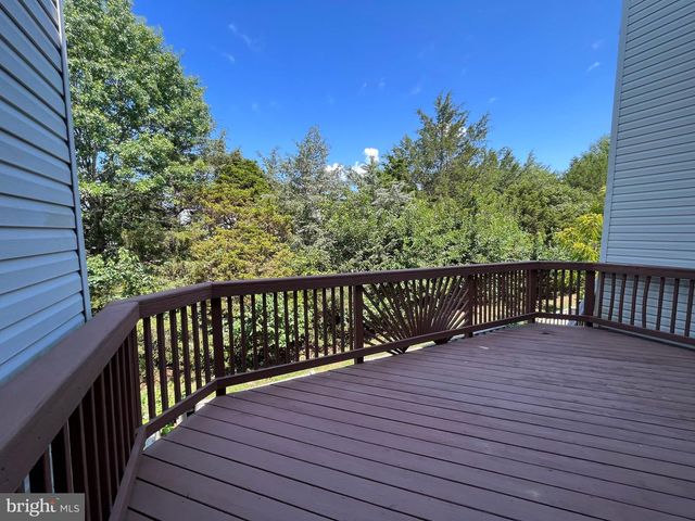 7016 MANAHOAC PL, Gainesville, VA 20155