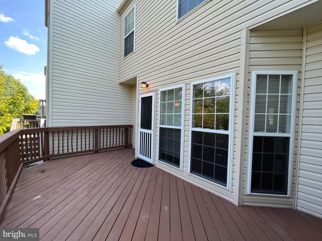 7016 MANAHOAC PL, Gainesville, VA 20155