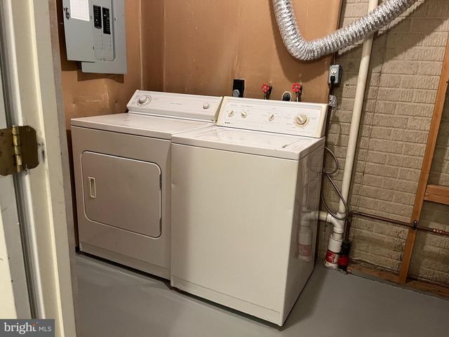 7016 MANAHOAC PL, Gainesville, VA 20155