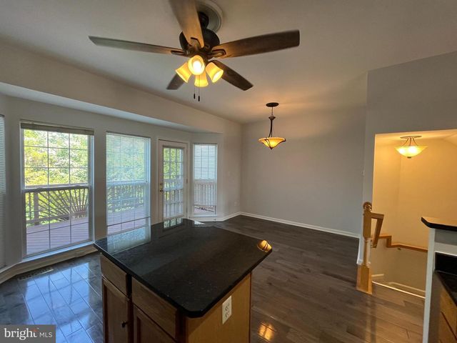 7016 MANAHOAC PL, Gainesville, VA 20155