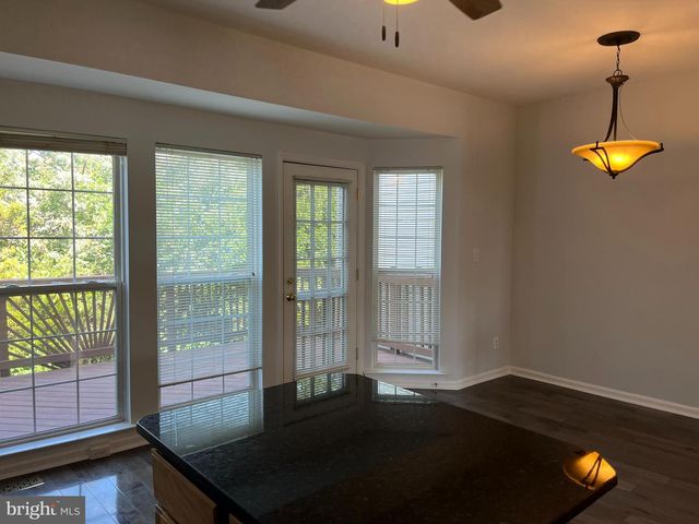 7016 MANAHOAC PL, Gainesville, VA 20155