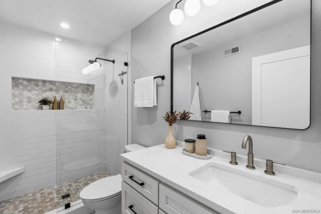 6859 Briarwood, Carlsbad, CA 92011