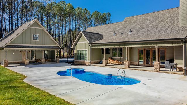 494 Warthen Street, Lafayette, GA 30728