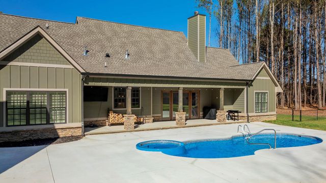 494 Warthen Street, Lafayette, GA 30728