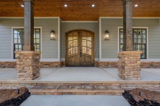 494 Warthen Street, Lafayette, GA 30728