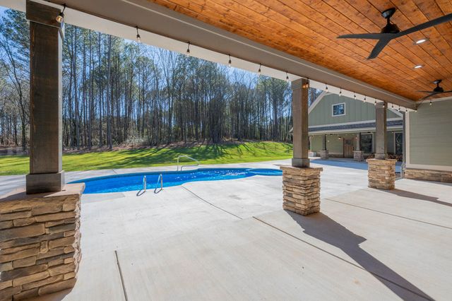 494 Warthen Street, Lafayette, GA 30728