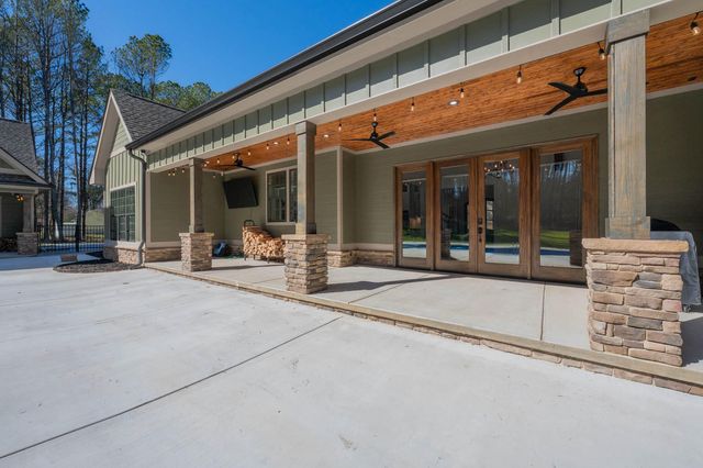 494 Warthen Street, Lafayette, GA 30728