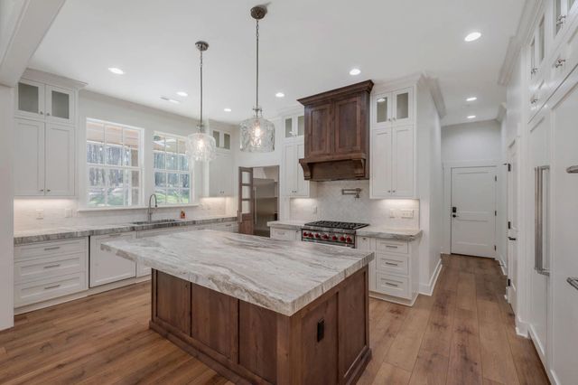 494 Warthen Street, Lafayette, GA 30728