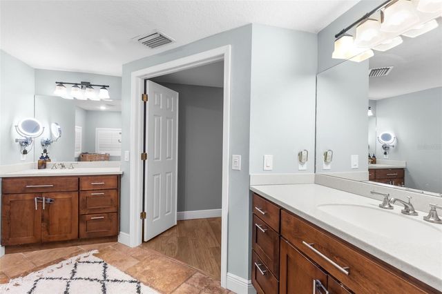 28042 LINDENHURST DRIVE, Wesley Chapel, FL 33544