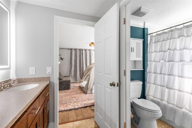 28042 LINDENHURST DRIVE, Wesley Chapel, FL 33544