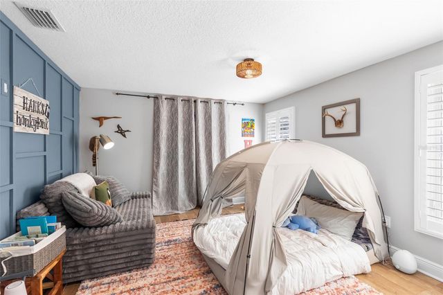 28042 LINDENHURST DRIVE, Wesley Chapel, FL 33544