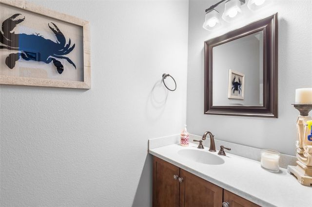 28042 LINDENHURST DRIVE, Wesley Chapel, FL 33544