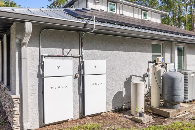 28042 LINDENHURST DRIVE, Wesley Chapel, FL 33544