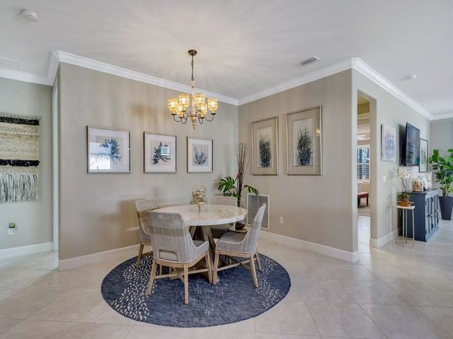 5085 Pendelton Square, Vero Beach, FL 32967