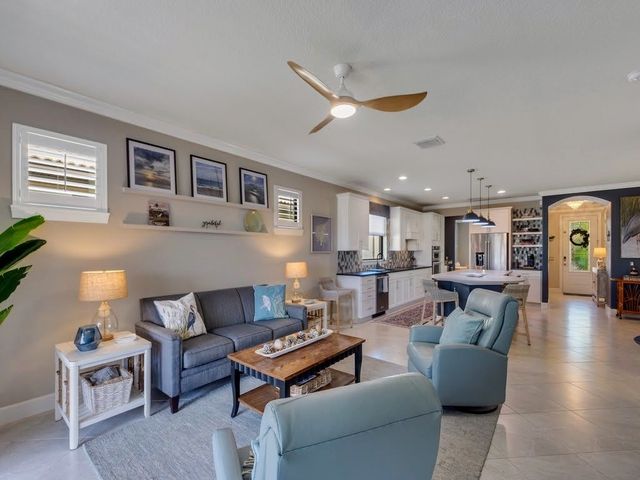 5085 Pendelton Square, Vero Beach, FL 32967