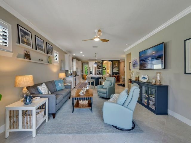 5085 Pendelton Square, Vero Beach, FL 32967