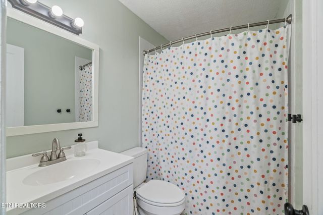 200 Easton Rd, Kingston, TN 37763