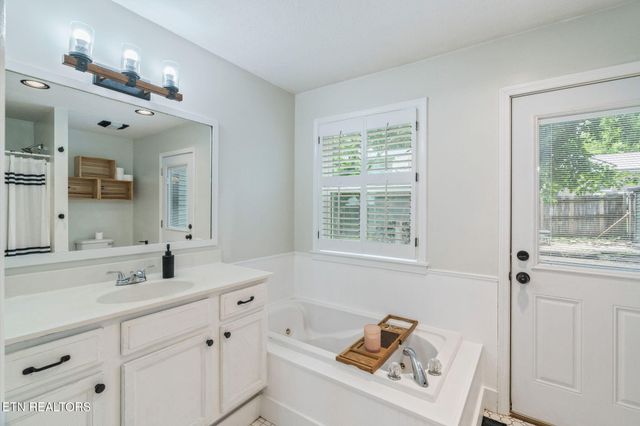 200 Easton Rd, Kingston, TN 37763