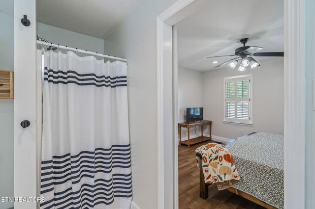 200 Easton Rd, Kingston, TN 37763